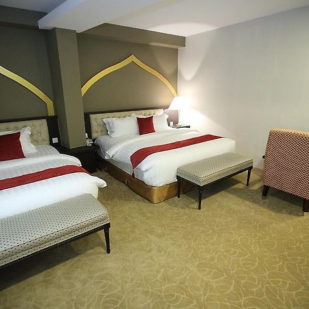 Al Khatiri Hotel Кубанг Кериан Экстерьер фото
