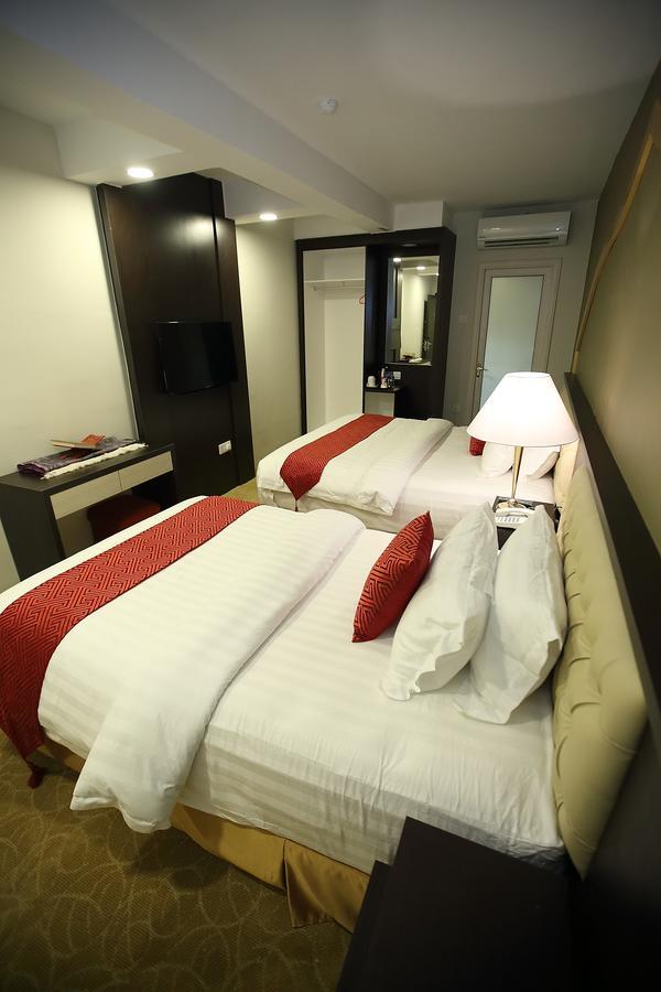 Al Khatiri Hotel Кубанг Кериан Экстерьер фото