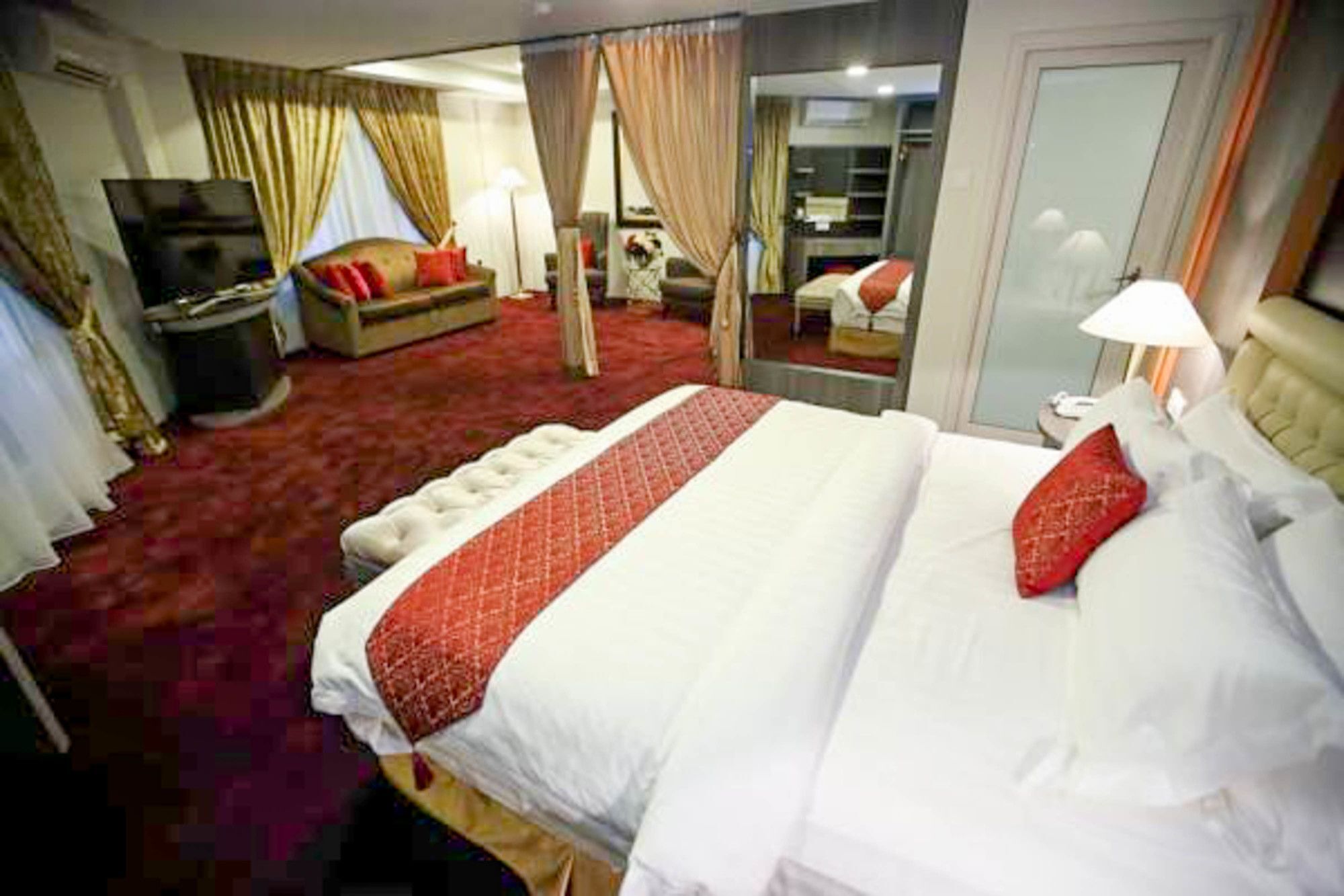 Al Khatiri Hotel Кубанг Кериан Экстерьер фото
